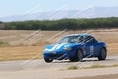 media/Jun-05-2022-CalClub SCCA (Sun) [[19e9bfb4bf]]/Group 1/Qualifying/